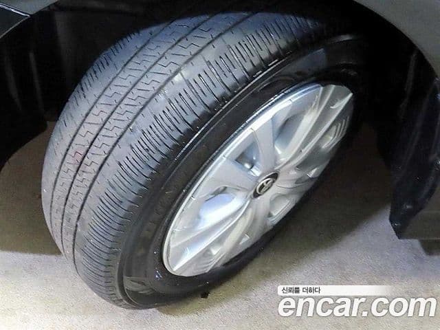 Toyota Prius 2022 — Şəkil 3/19