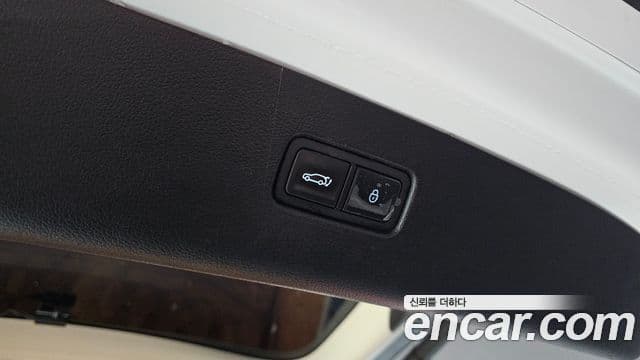 Genesis GV80 2023 — фото 20 из 20