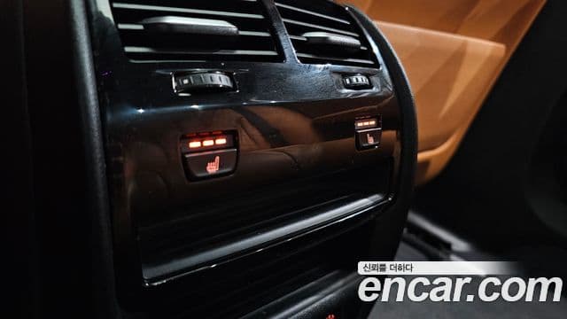 BMW 5 Series 2022 — ფოტო 20/20