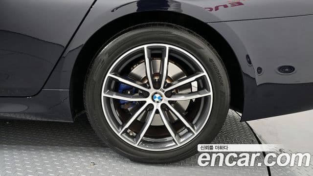 BMW 5 Series 2022 — фото 5 из 20