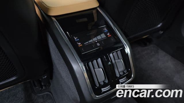 Volvo S90 2022 — ფოტო 11/20