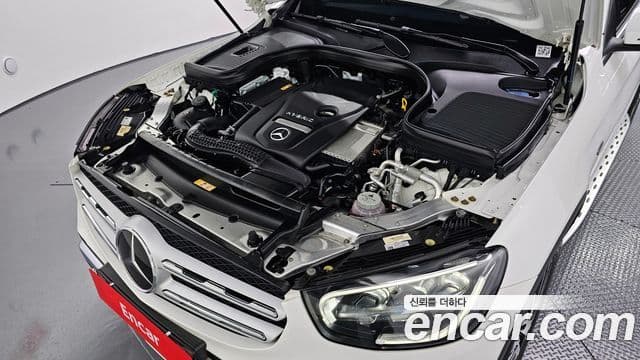 Mercedes-Benz GLC-Class 2021 — ფოტო 6/20