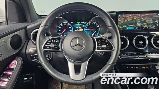 Mercedes-Benz GLC-Class 2021 — ფოტო 16/20