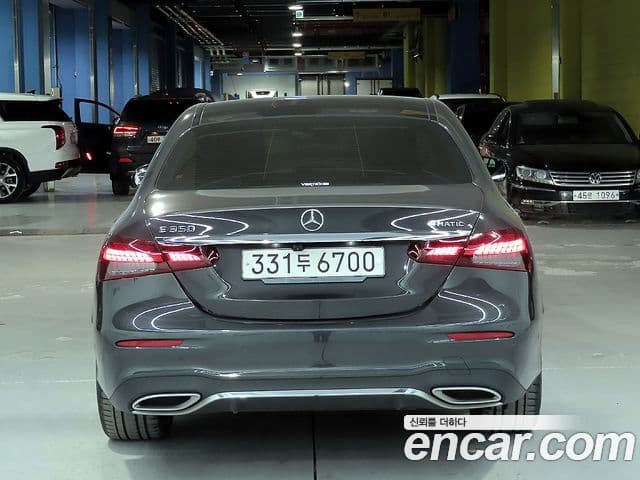 Mercedes-Benz E-Class 2020 — ფოტო 2/20