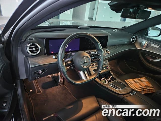 Mercedes-Benz E-Class 2020 — ფოტო 14/20