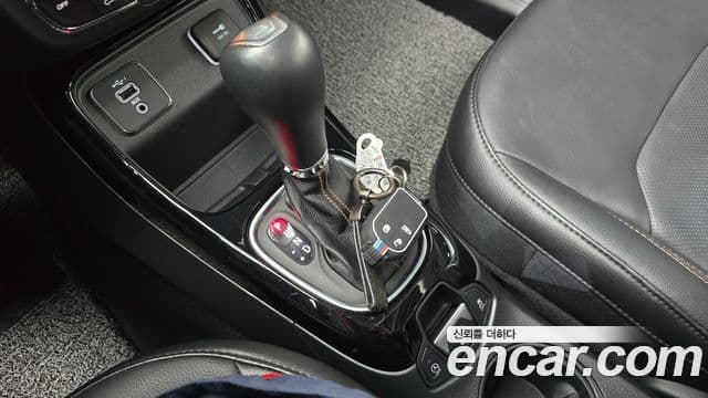 Jeep Compass 2021 — ფოტო 9/20