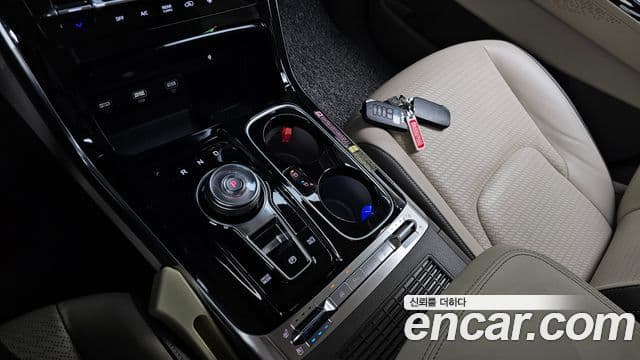Kia Carnival 2021 — Şəkil 9/20