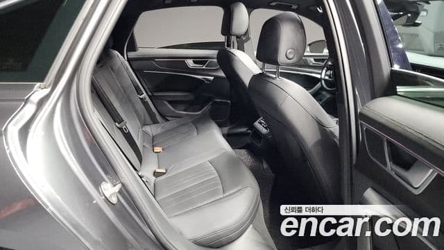 Audi A6 2022 — Şəkil 12/20
