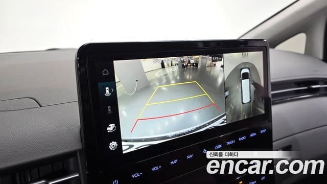Hyundai Staria 2021 — ფოტო 16/20