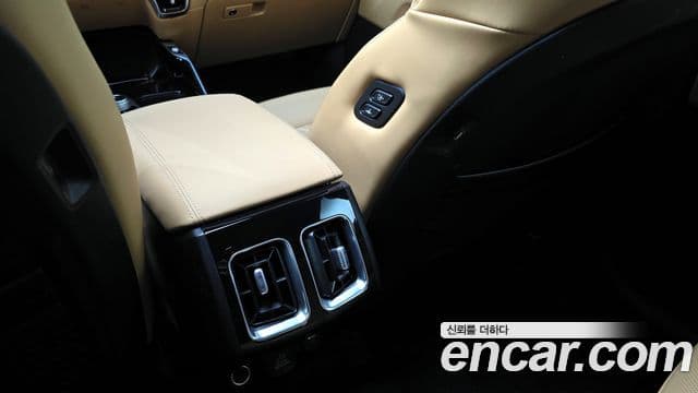 Kia Sorento 2021 — Фото 17/20