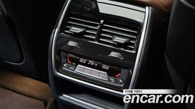 BMW X6 2022 — ფოტო 18/20