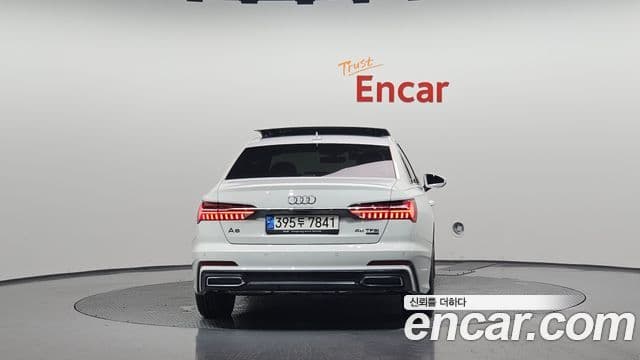 Audi A6 2021 — ფოტო 4/20