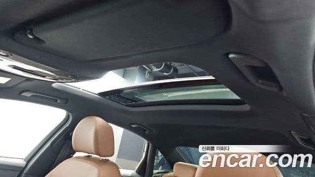 Audi A6 2021 — ფოტო 17/20