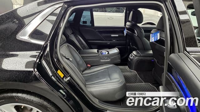 Genesis G90 2022 — ფოტო 12/20