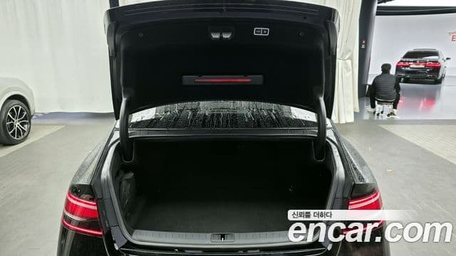 Genesis G90 2022 — фото 20 из 20