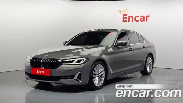 BMW 5 Series, 2021