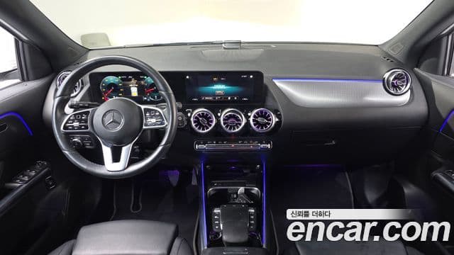 Mercedes-Benz GLA-Class 2021 — ფოტო 7/20