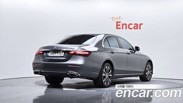 Mercedes-Benz E-Class 2021 — Şəkil 15/20