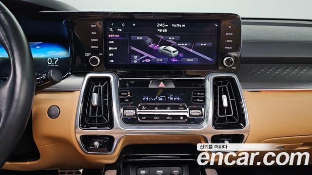 Kia Sorento 2021 — ფოტო 17/20
