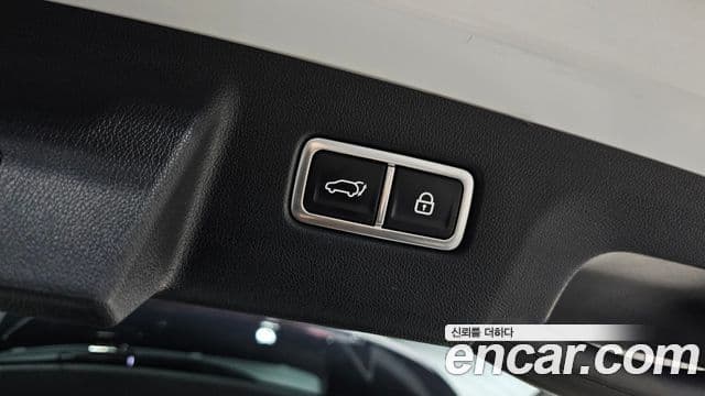 Kia Sorento 2021 — ფოტო 18/20