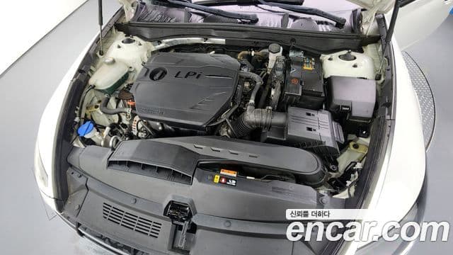 Hyundai Sonata 2020 — ფოტო 6/20