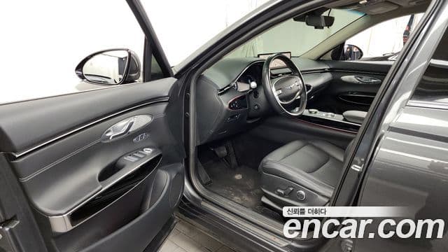 Genesis GV70 2021 — Şəkil 10/20