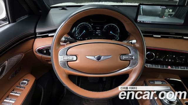 Genesis GV70 2021 — ფოტო 15/20