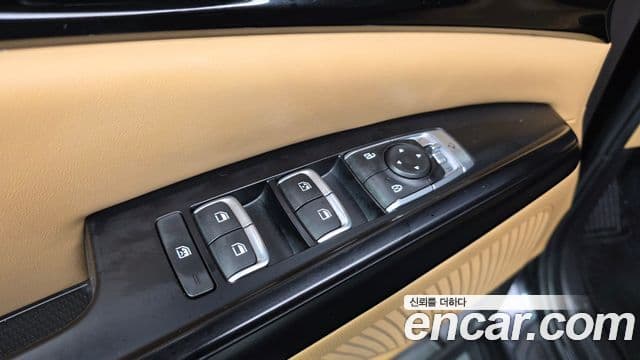 Kia Carnival 2022 — Фото 12/20