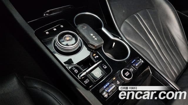 Kia K5 2020 — ფოტო 9/20