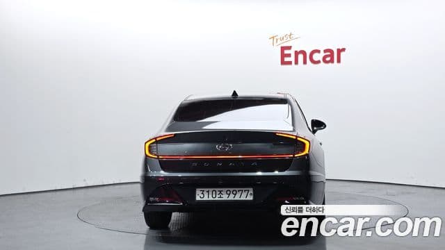Hyundai Sonata 2019 — Фото 4/20