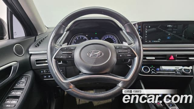 Hyundai Sonata 2019 — Фото 13/20