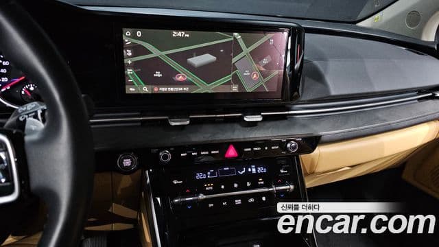 Kia Carnival 2023 — Фото 17/20