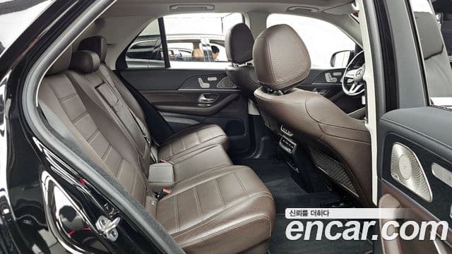 Mercedes-Benz GLE-Class 2023 — фото 12 из 20