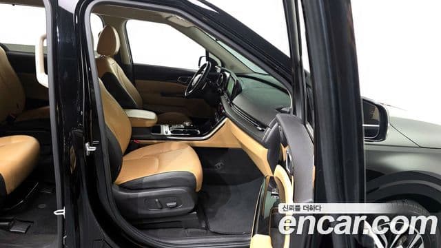 Kia Carnival 2022 — Şəkil 11/20