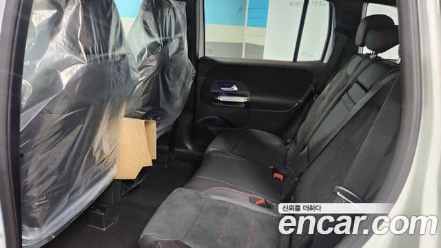 Mercedes-Benz GLB-Class 2025 — Photo 18/18