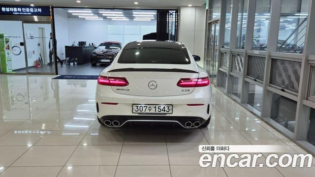 Mercedes-Benz E-Class 2020 — ფოტო 4/20