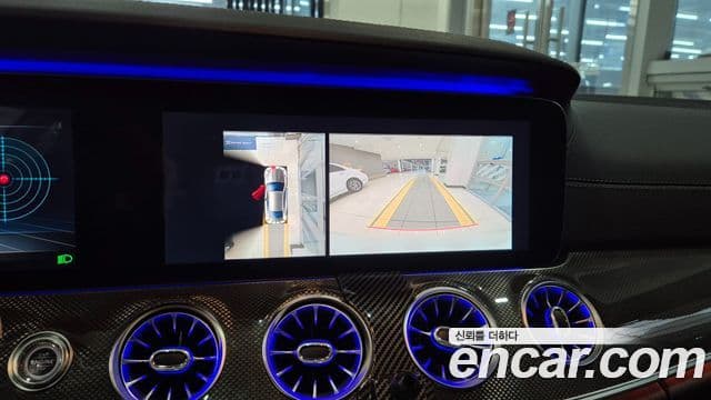 Mercedes-Benz E-Class 2020 — ფოტო 15/20