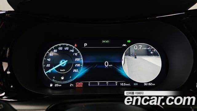 Kia K5 2023 — ფოტო 8/20