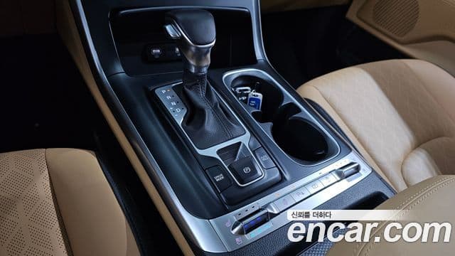 Kia Carnival 2021 — Şəkil 9/20