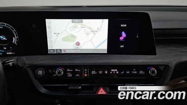Kia K8 2021 — Şəkil 14/20