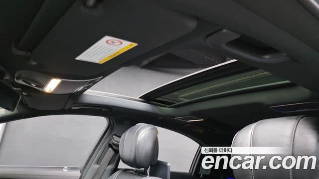 Mercedes-Benz S-Class 2019 — Photo 15/20