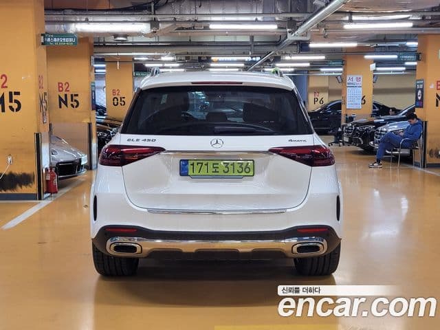 Mercedes-Benz GLE-Class 2025 — ფოტო 3/20