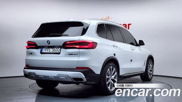 BMW X5 2021 — Фото 2/20