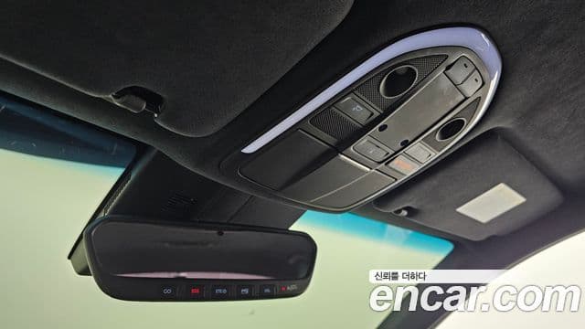 Genesis G70 2020 — ფოტო 18/20