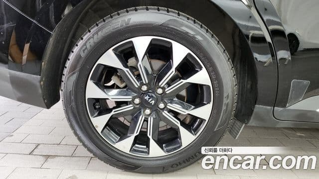 Kia Carnival 2020 — Фото 5/20