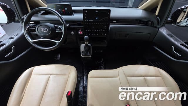 Hyundai Staria 2022 — Фото 7/20