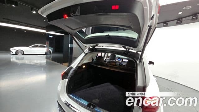 Mercedes-Benz GLE-Class 2024 — Şəkil 19/20