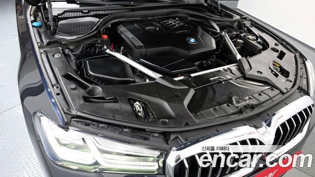 BMW 5 Series 2021 — Şəkil 6/20