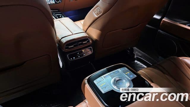 Genesis Electrified G80 2021 — Şəkil 19/20
