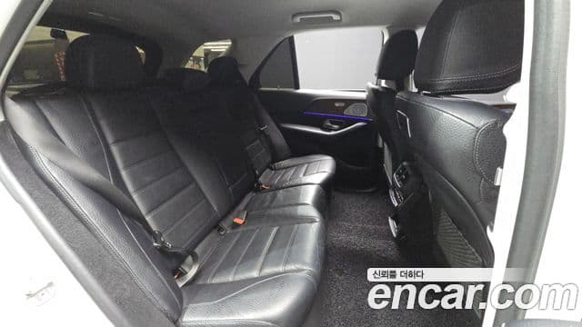Mercedes-Benz GLE-Class 2019 — ფოტო 12/20